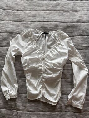 White House Black Market White Ruched V-Neck Long Sleeve Blouse